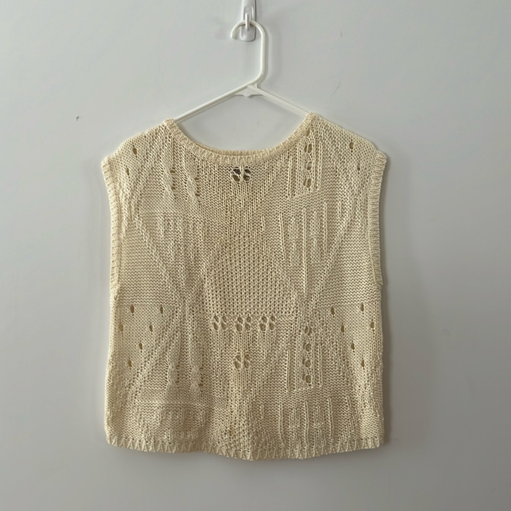 Size L, Vintage New Expressions Knit Cream Short Sleeve Top